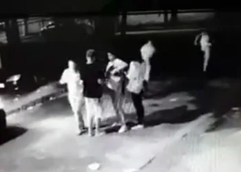 Bandido corre atrás de vítima durante assalto em Campo Grande
