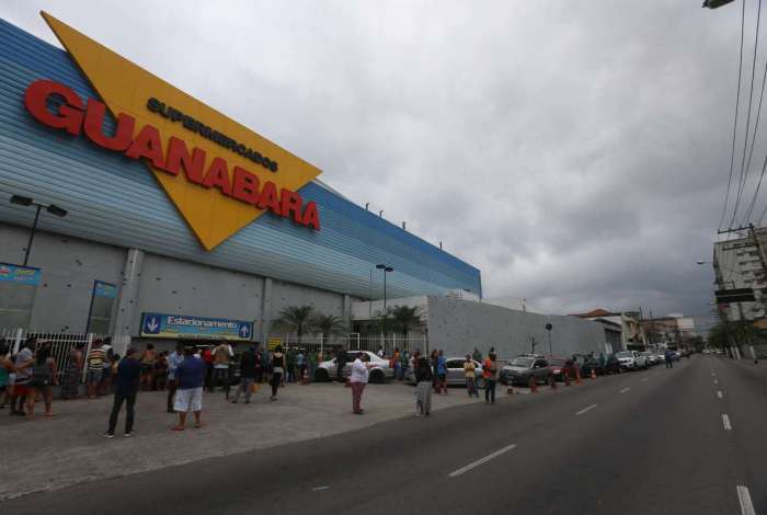 Supermercados Guanabara dá desconto de 50%