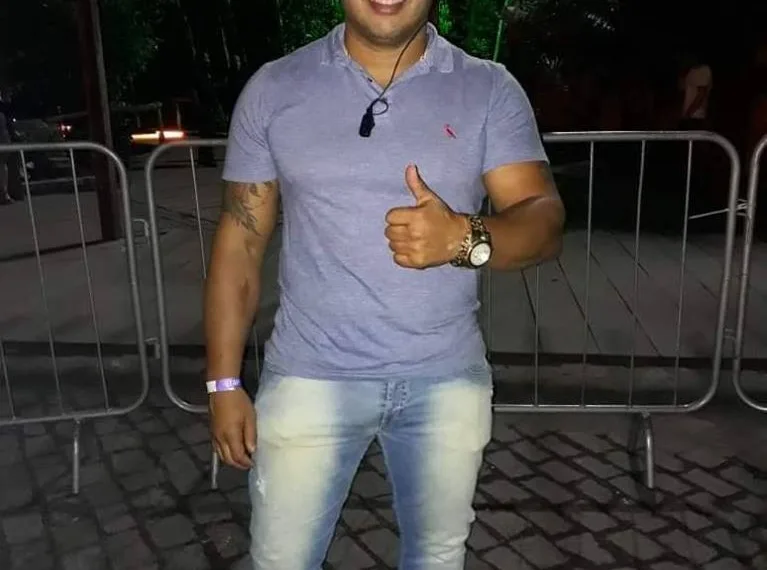 HOMEM É ASSASSINADO NO RJ NO DIA DO ANIVERSÁRIO DA MÃE