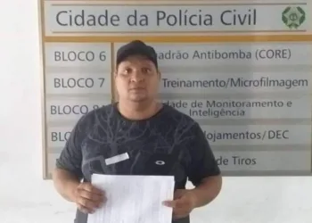VERSÃO DO MOTORISTA DA UBER SOBRE A ACUSAÇÃO DE TER AGREDIDO MULHER NO RJ
