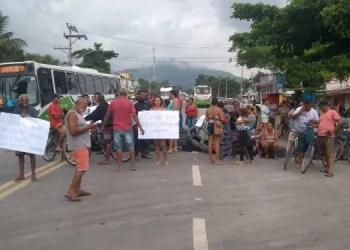 Manifestação interdita via em Seropédica