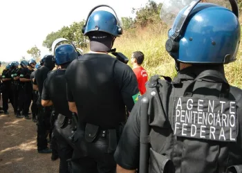EDITAL Agente Penitenciário Federal com 1.580 vagas em análise! Até R$6.000,00!