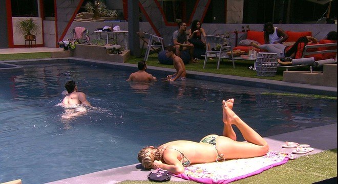 ‘BBB 19’ naufraga e consegue ser um dos piores da história