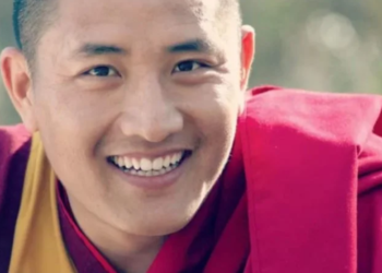 Conheça o médico tibetano que sabe do que um paciente sofre a 10 metros de distância