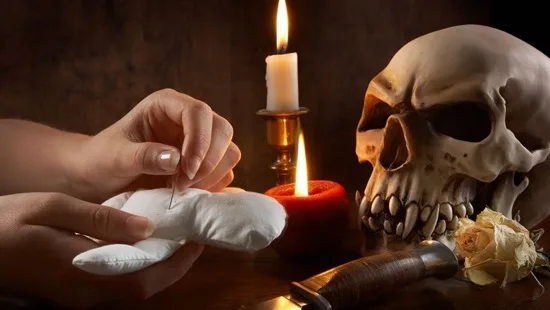 Ameaçar com macumba é crime, você sabia?