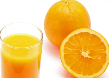 BEBER SUCO DE LARANJA TODOS OS DIAS REDUZ RISCO DE DERRAME EM 24%