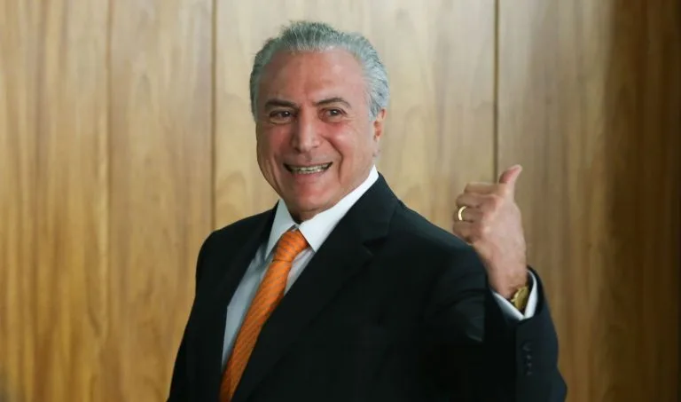 Desembargador concede liberdade a Michel Temer