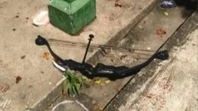 Além de arma, atiradores invadiram escola em Suzano com arco e flecha e explosivos