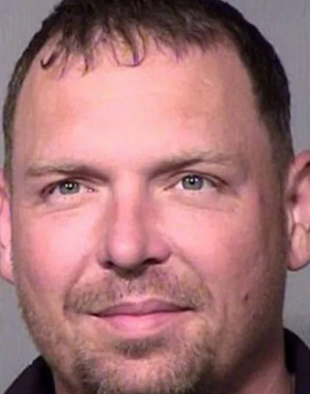 Traficante é preso por fazer ‘sexo’ com gato