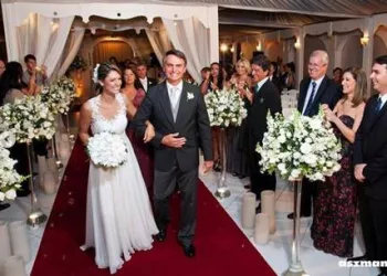 Michelle Bolsonaro vai leiloar vestido de noiva para fazer caridade