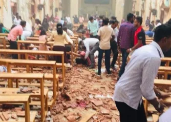 Fotos e vídeos: explosões em hotéis e igrejas no Sri Lanka deixa quase 200 mortos e feridos