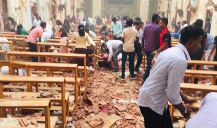 Fotos e vídeos: explosões em hotéis e igrejas no Sri Lanka deixa quase 200 mortos e feridos