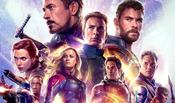 Homem revela final de Vingadores: Ultimato e apanha na entrada do cinema