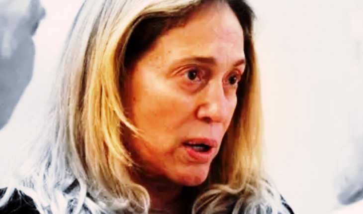 Após revelar câncer, Susana Vieira é flagrada de cadeira de rodas
