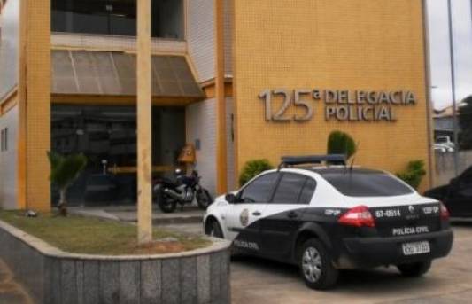 Mulher que esfaqueou a filha de 15 anos no RJ pode perder a guarda dos 7 filhos