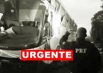 Mais uma tragédia no Brasil: ônibus perde o controle e corpos são achados
