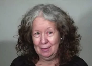 Mulher passa por transformação incrível e resultado é surpreendente: “eu não me reconheço”