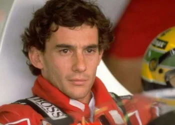 Comentarista vê Ayrton Senna acima de Pelé: ‘Maior ídolo esportivo do Brasil’