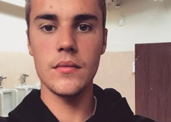 ‘O diabo não tem poder quando você conhece o Deus vivo’, diz Justin Bieber