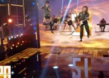 Cantor que fez sucesso vai ao ‘Se Vira nos 30’, no Domingão do Faustão, e choca o público