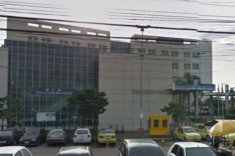 Bebê é baleado na cabeça ainda dentro da barriga da mãe, no Rio de Janeiro