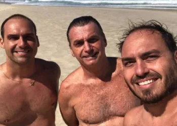 Bolsonaro vai decidir se acaba ou não com o horário de verão
