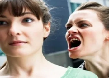 7 tipos de pessoas ‘vampiras’; saiba como se livrar delas