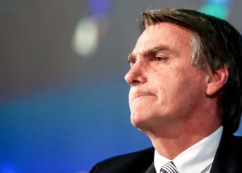 Bolsonaro: “Brasil não pode ser país do turismo gay. Temos famílias”