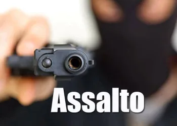 BANDIDO É LINCHADO E MORTO EM SANTISSIMO( IMAGEM FORTE)