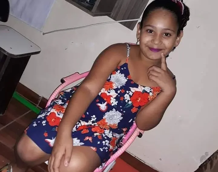 MENINA DE 8 ANOS ATINGIDA POR LINHA CHILENA EM REALENGO PODE TER PERNA AMPUTADA