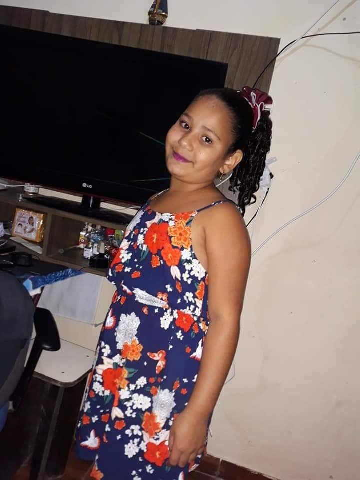 CRIANÇA É ATINGIDA POR LINHA COM CEROL EM REALENGO E ESTÁ NO CTI