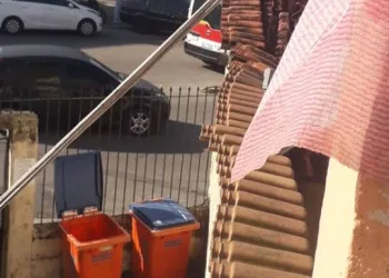 MULHER É BALEADA EM CONFRONTO ENTRE BANDIDOS E POLICIAIS NA ZONA OESTE