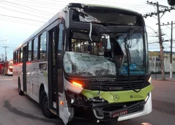 ACIDENTE GRAVE NA ZONA OESTE  DEIXA 9 FERIDOS( FOTOS)
