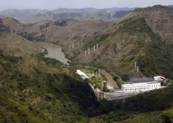 URGENTE!!A PEDIDO DA LIGHT, CEDAE REDUZ VAZÃO DO SISTEMA RIBEIRÃO DAS LAJES