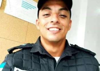 CAPITÃO DA PM É MORTO ENQUANTO CORTAVA EM BARBEARIA NA ZONA OESTE