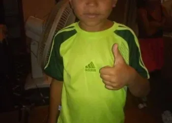 CRIANÇA DESAPARECE NA ZONA OESTE!! AJUDEM!!