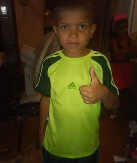 CRIANÇA DESAPARECE NA ZONA OESTE!! AJUDEM!!