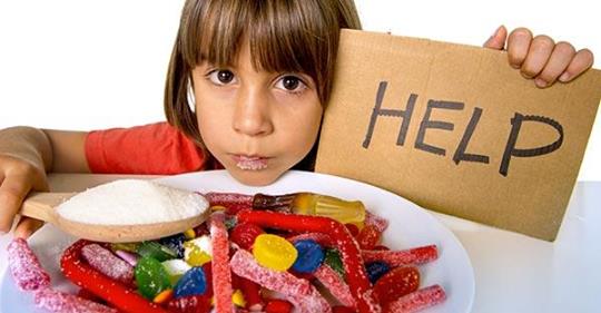 Açúcar é como álcool para crianças, danifica o fígado e o cérebro delas.