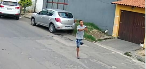 “Saci do crime” apavora na Baixada. Ele tem apenas uma perna, mas não deixa por menos