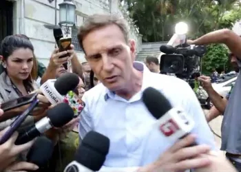 Vídeo: Crivella se irrita com a Globo e a acusa de chantagem
