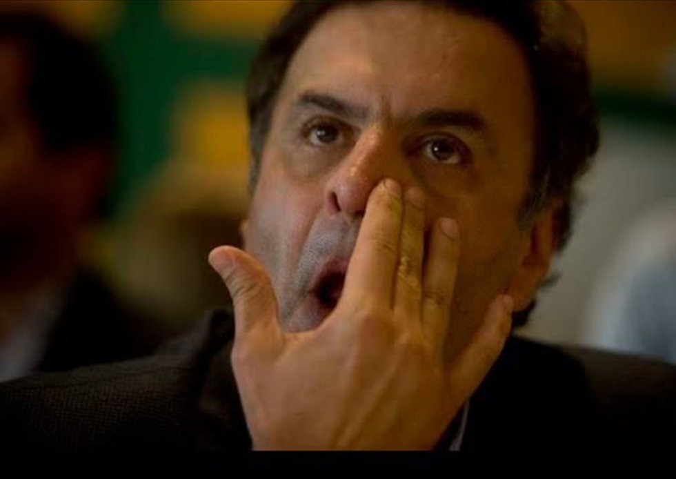 Tal qual ex-presidente do Peru, Aécio Neves dá três tiros para evitar prisão e quase tem overdose