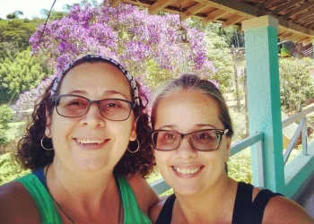 Mulher esfaqueia companheira e depois se mata no RJ