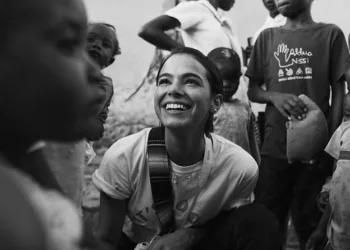 Em 5 dias, campanha divulgada por Bruna Marquezine acumula R$ 300 mil