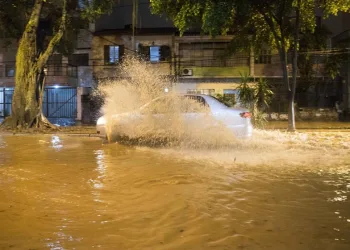 Rio segue em estágio de alerta após fortes rajadas de vento