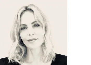 Atriz  conta que o filho na verdade é uma menina: “Meu trabalho é garantir que ela seja quem quiser”
