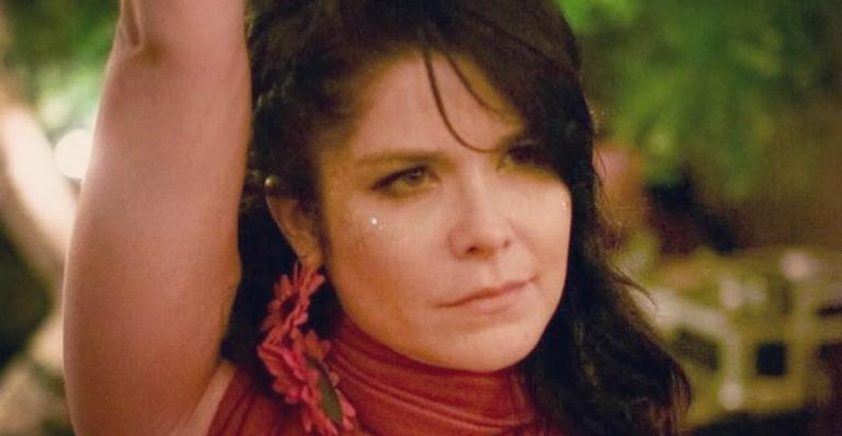 Samara Felippo desabafa sobre maternidade: ‘’Não amo tanto ser mãe’’