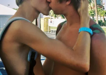 Atleta Famoso descobre que o filho de 16 anos é gay e surpreende ao declarar: “Meu viadinho”