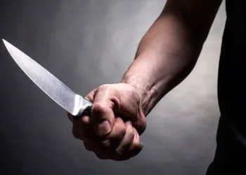 Por cachaça, pai mata filho com facão na sexta-feira Santa e é preso