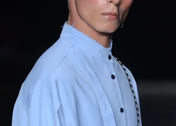Morre modelo que desmaiou em desfile da SPFW