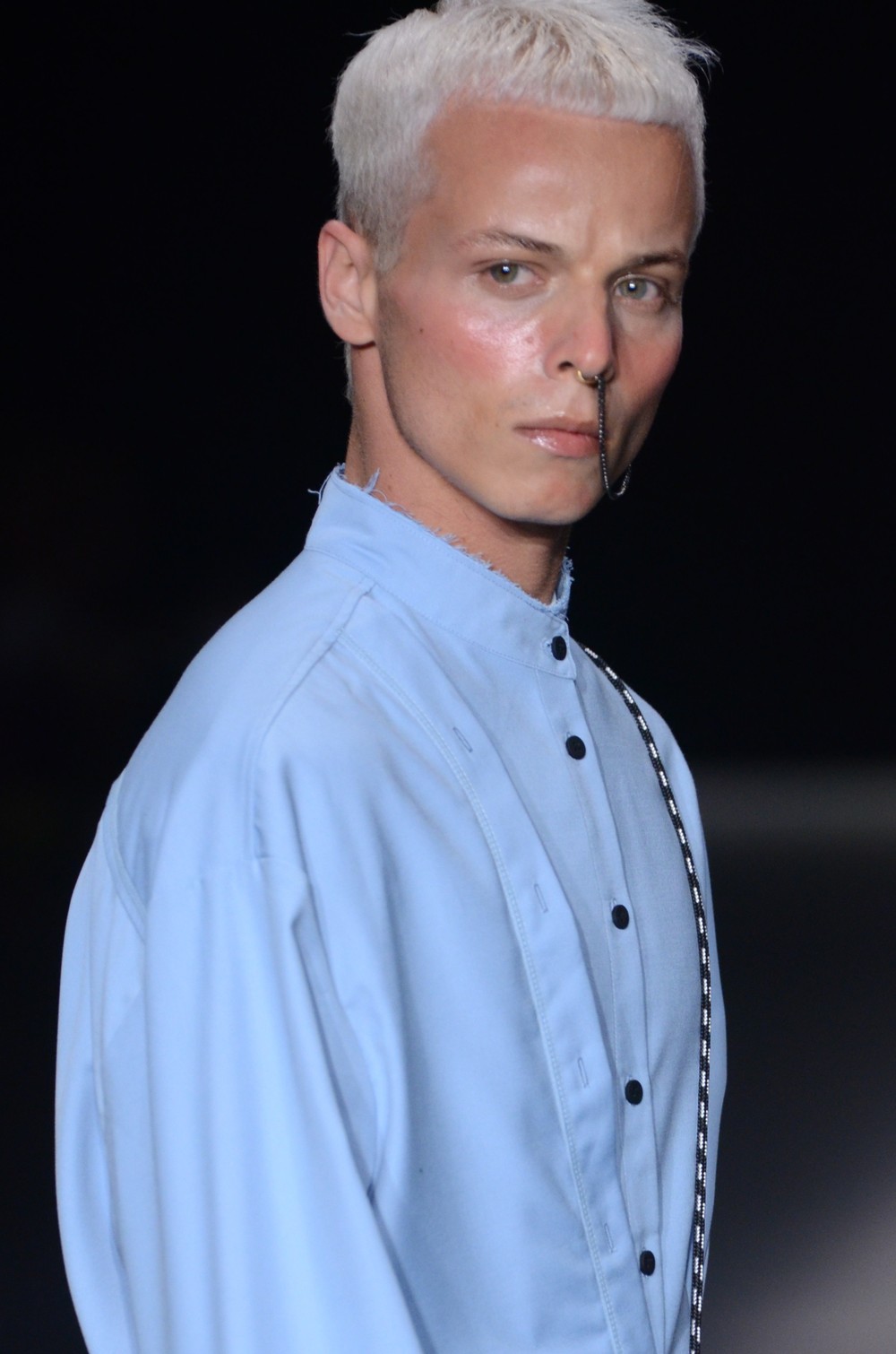 Morre modelo que desmaiou em desfile da SPFW